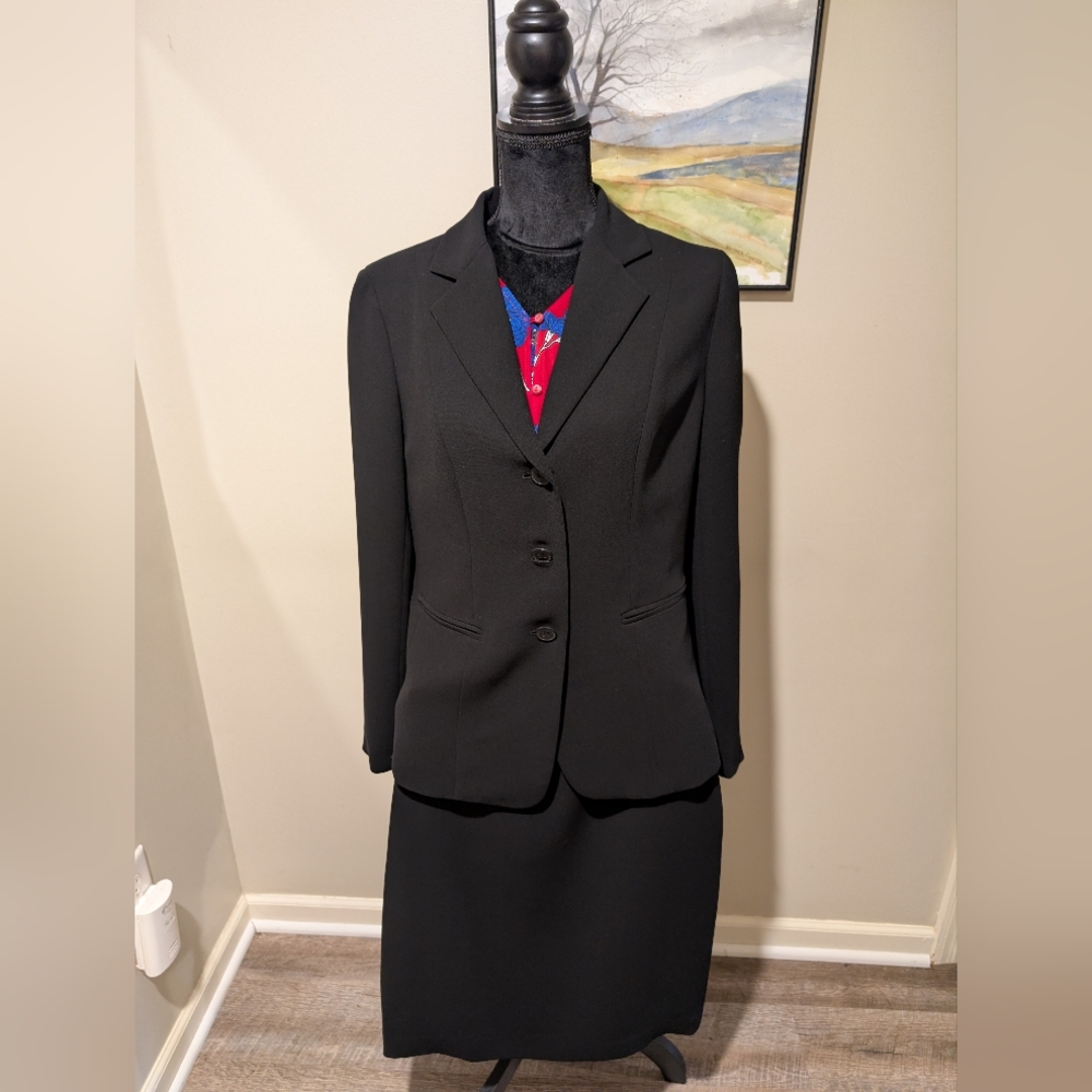 Jones of New York Set (Leaving Shop)